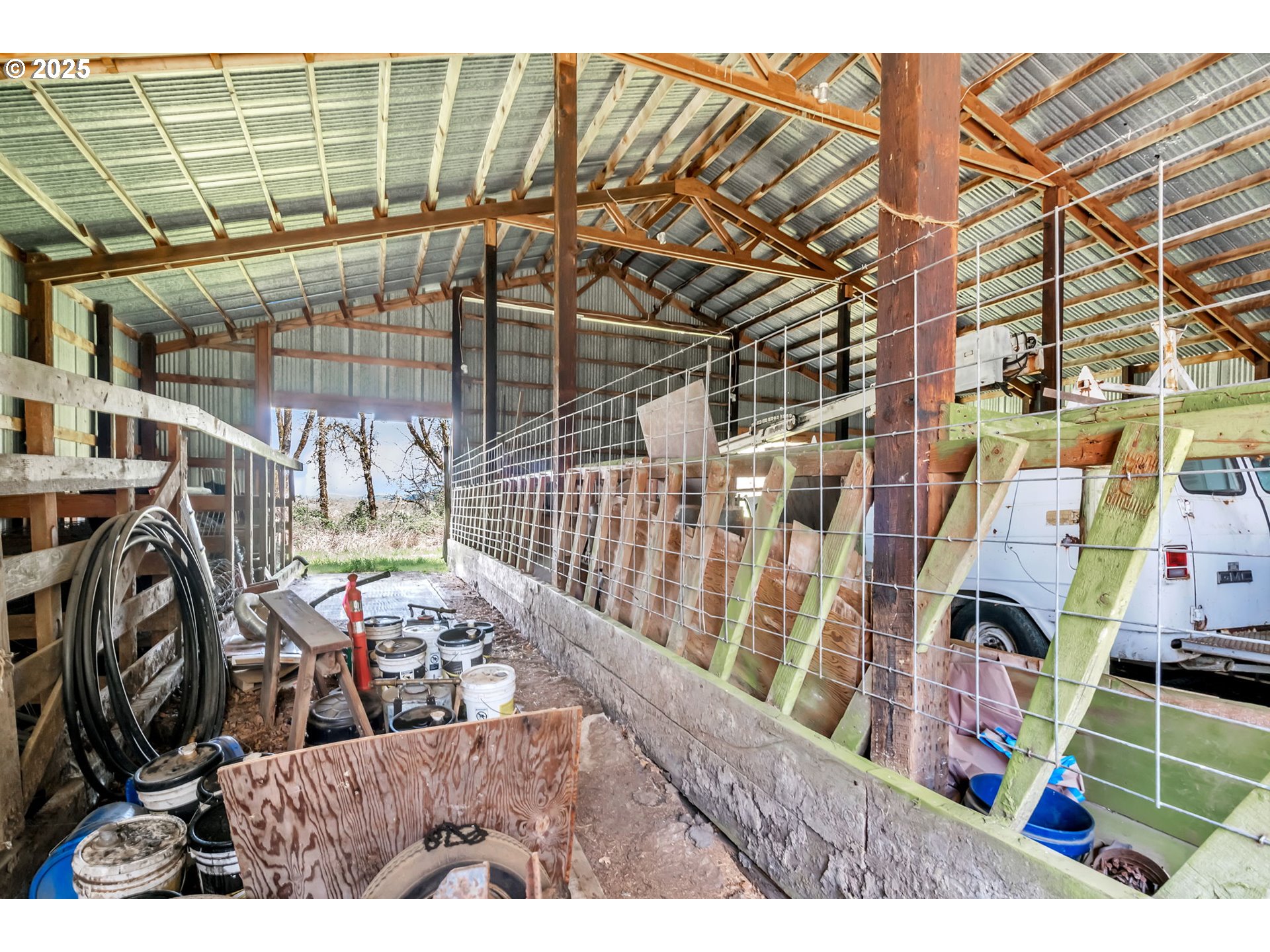 26900 Crow Road Eugene, OR 97405 - Photo 38 of 48