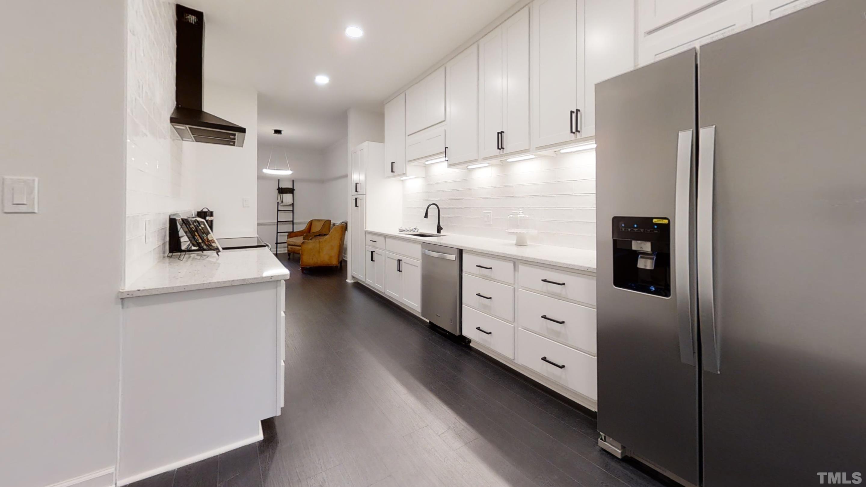 6103 Tipping Circle Raleigh, NC 27609 - Photo 3 of 29