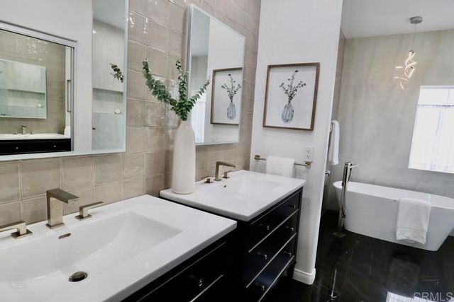 $1,448,500 | 2626 Lewis Lane, Carlsbad, CA 92008