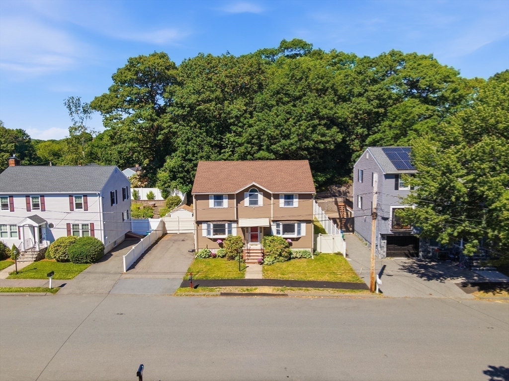 137 Maplewood Road Lynn, MA 01904 - Photo 32 of 39