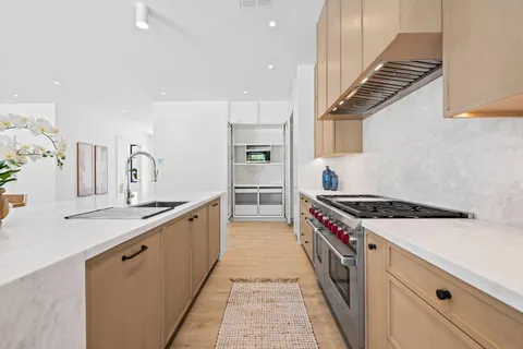 $3,599,000 | 2725 Northeast 28th Street, Fort Lauderdale, FL 33306