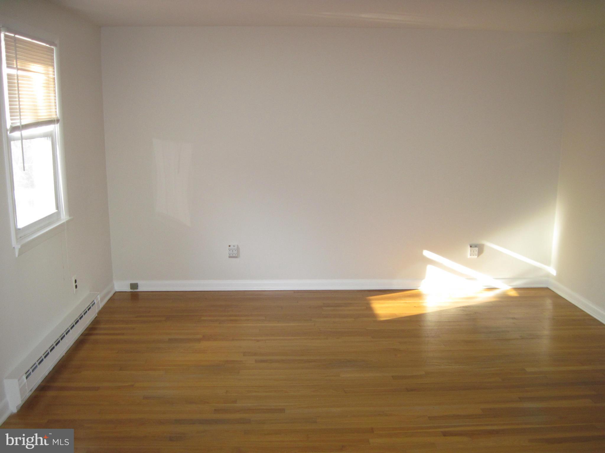 1726 Middleborough Road Baltimore, MD 21221 - Photo 11 of 30 Bedroom (Master)