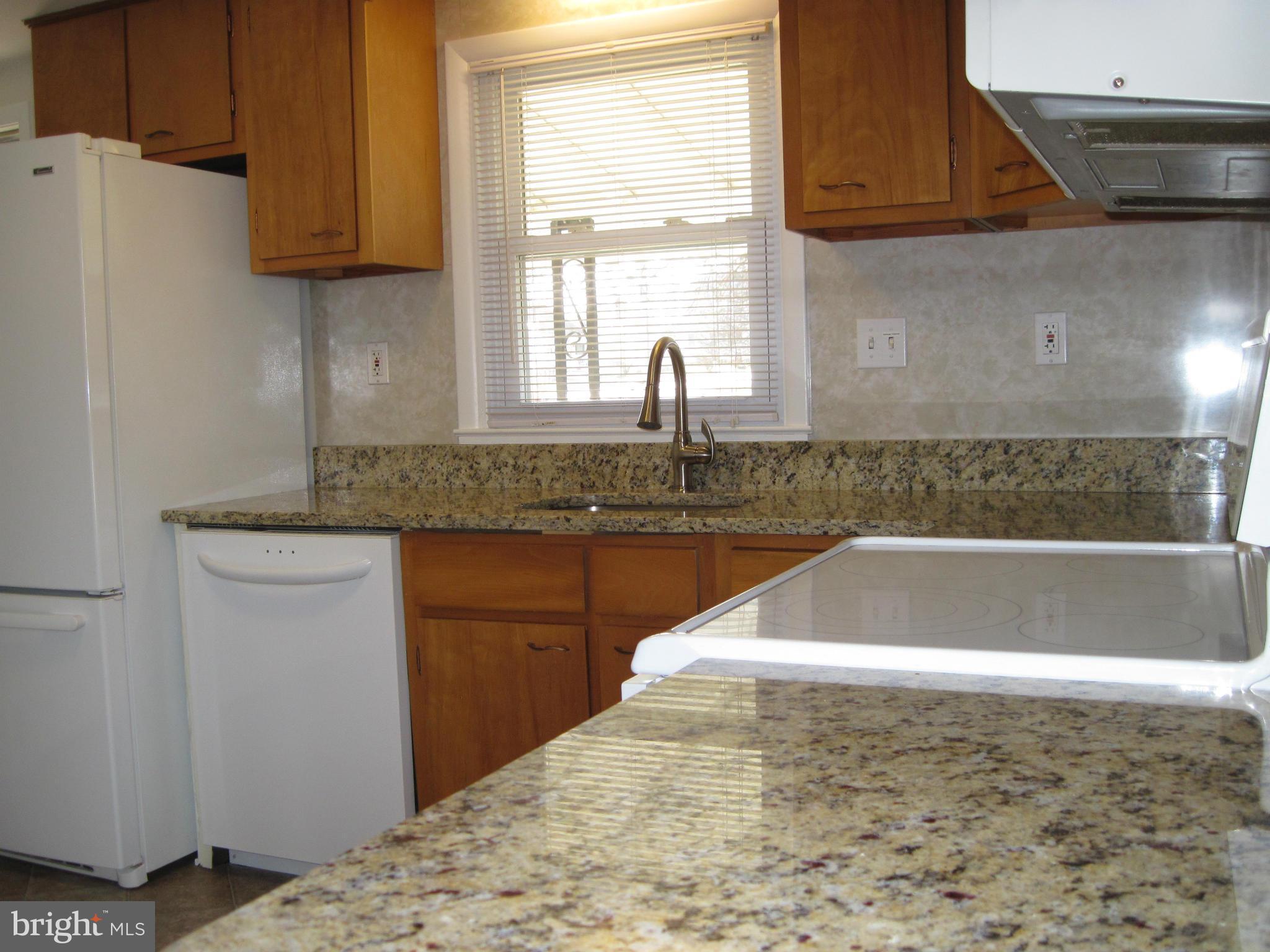 1726 Middleborough Road Baltimore, MD 21221 - Photo 9 of 30 Kitchen