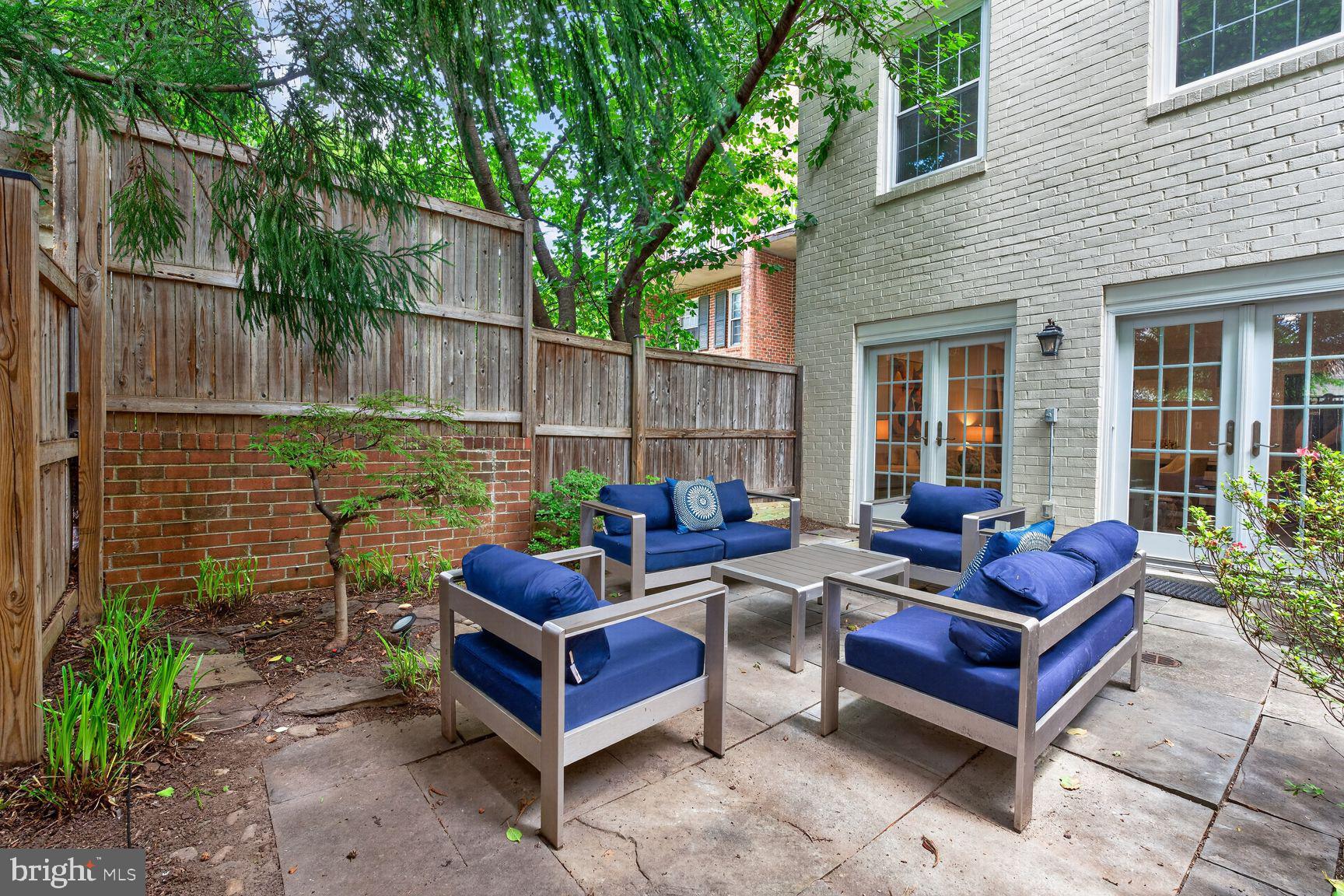 3271 Sutton Place Northwest, Unit D Washington, DC 20016 - Photo 20 of 28