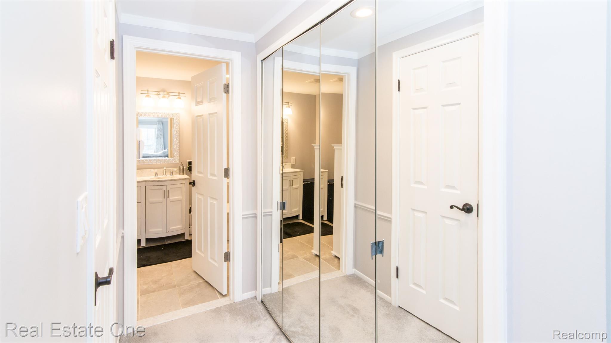 35280 Spring Hill Road Farmington, MI 48331 - Photo 47 of 62 Gallery Image 47