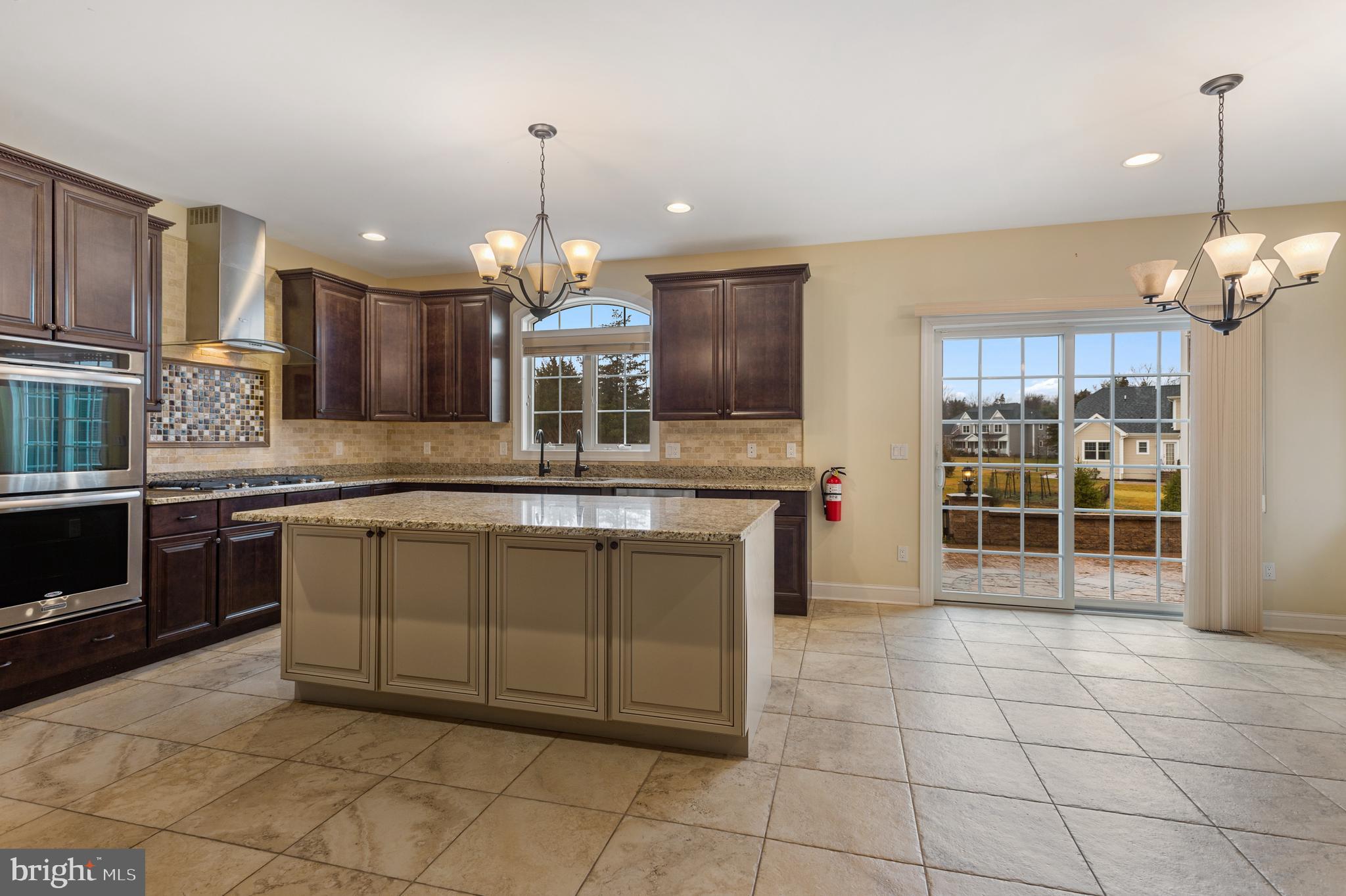 23 Liam Place Skillman, NJ 08558 - Photo 7 of 44