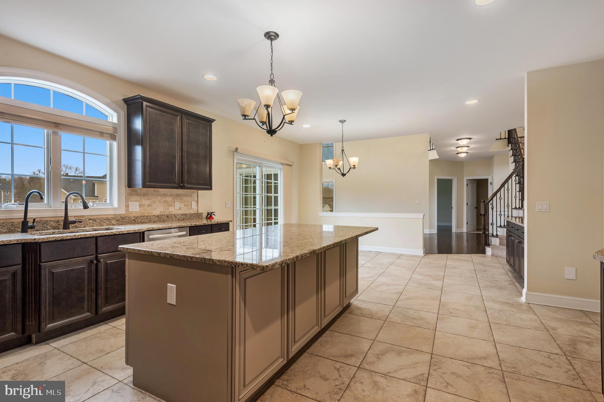 23 Liam Place Skillman, NJ 08558 - Photo 8 of 44