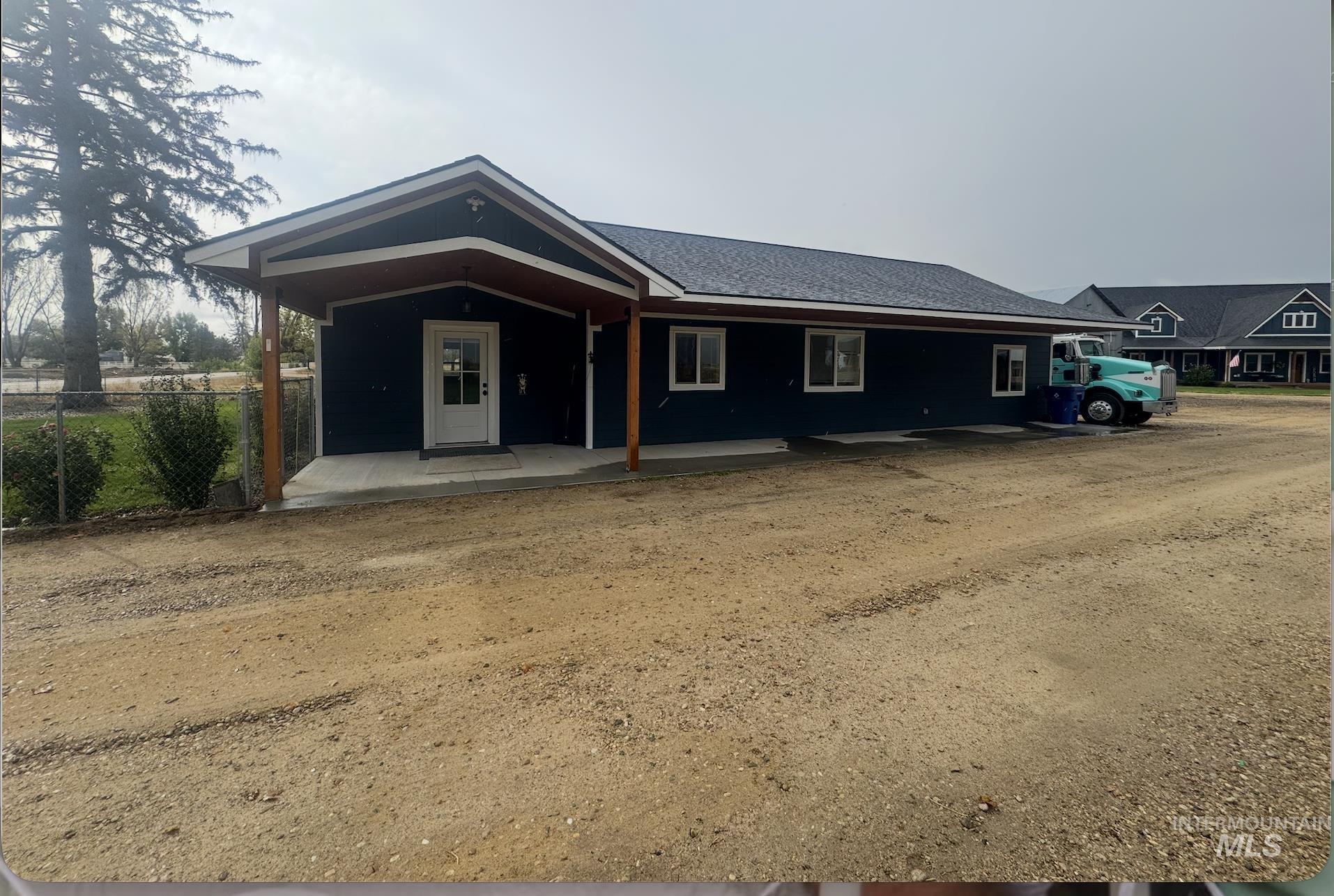415 North Locust Grove Road Kuna, ID 83634 - Photo 2 of 49 Ranch-style house with covered porch