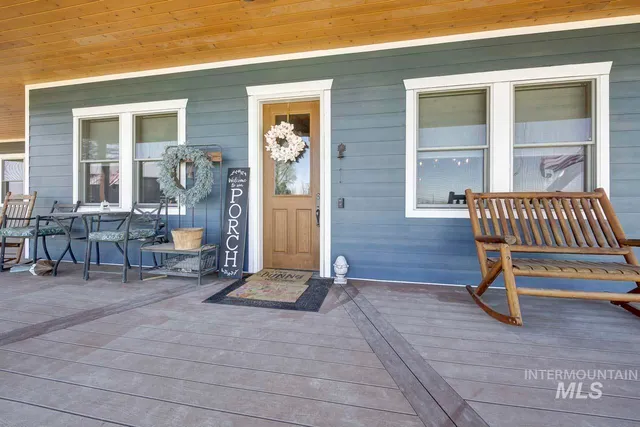 $1,570,000 | 415 North Locust Grove Road, Kuna, ID 83634