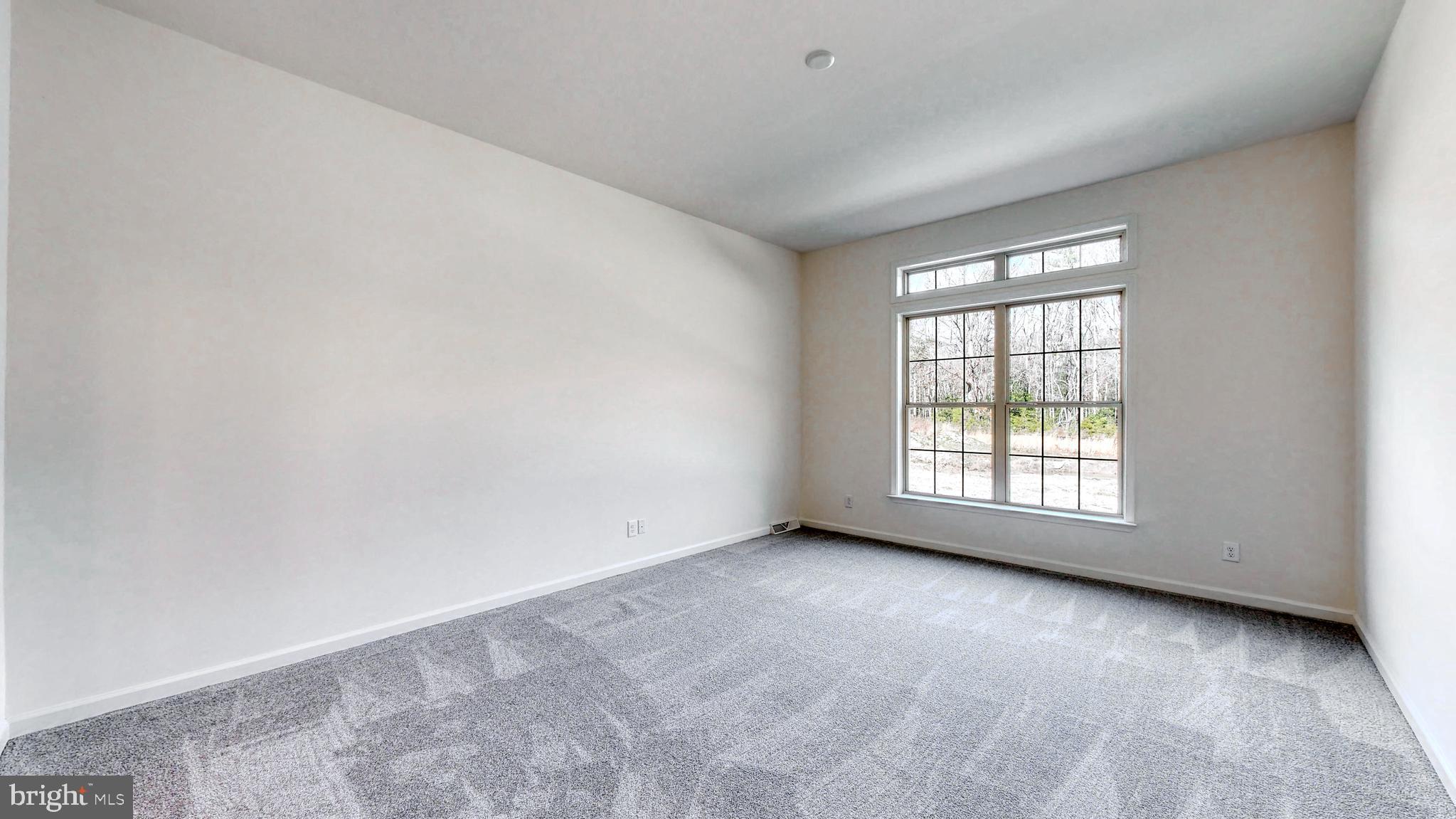 1 Wilson Hill Road Georgetown, DE 19947 - Photo 16 of 36 an empty room with a window