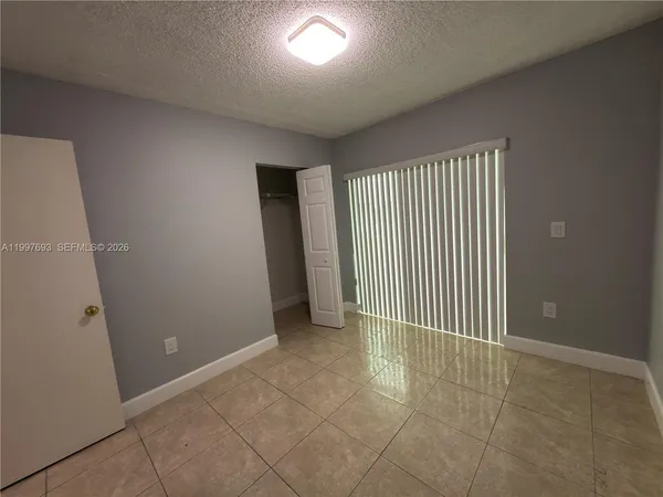 $2,300 | 2630 West 76th Street, Unit 201, Hialeah, FL 33016