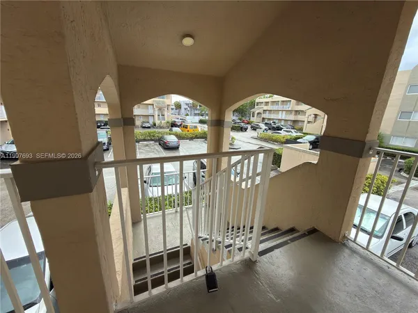 $2,300 | 2630 West 76th Street, Unit 201, Hialeah, FL 33016