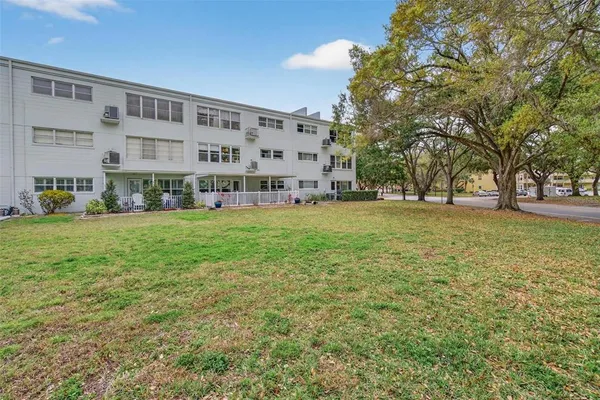 $2,250 | 2254 Norwegian Drive, Unit 2, Clearwater, FL 33763