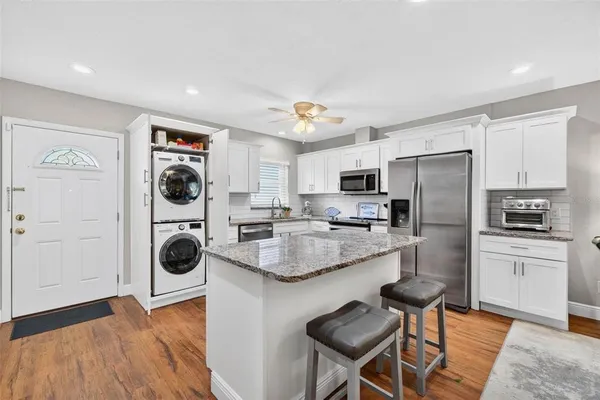 $2,250 | 2254 Norwegian Drive, Unit 2, Clearwater, FL 33763