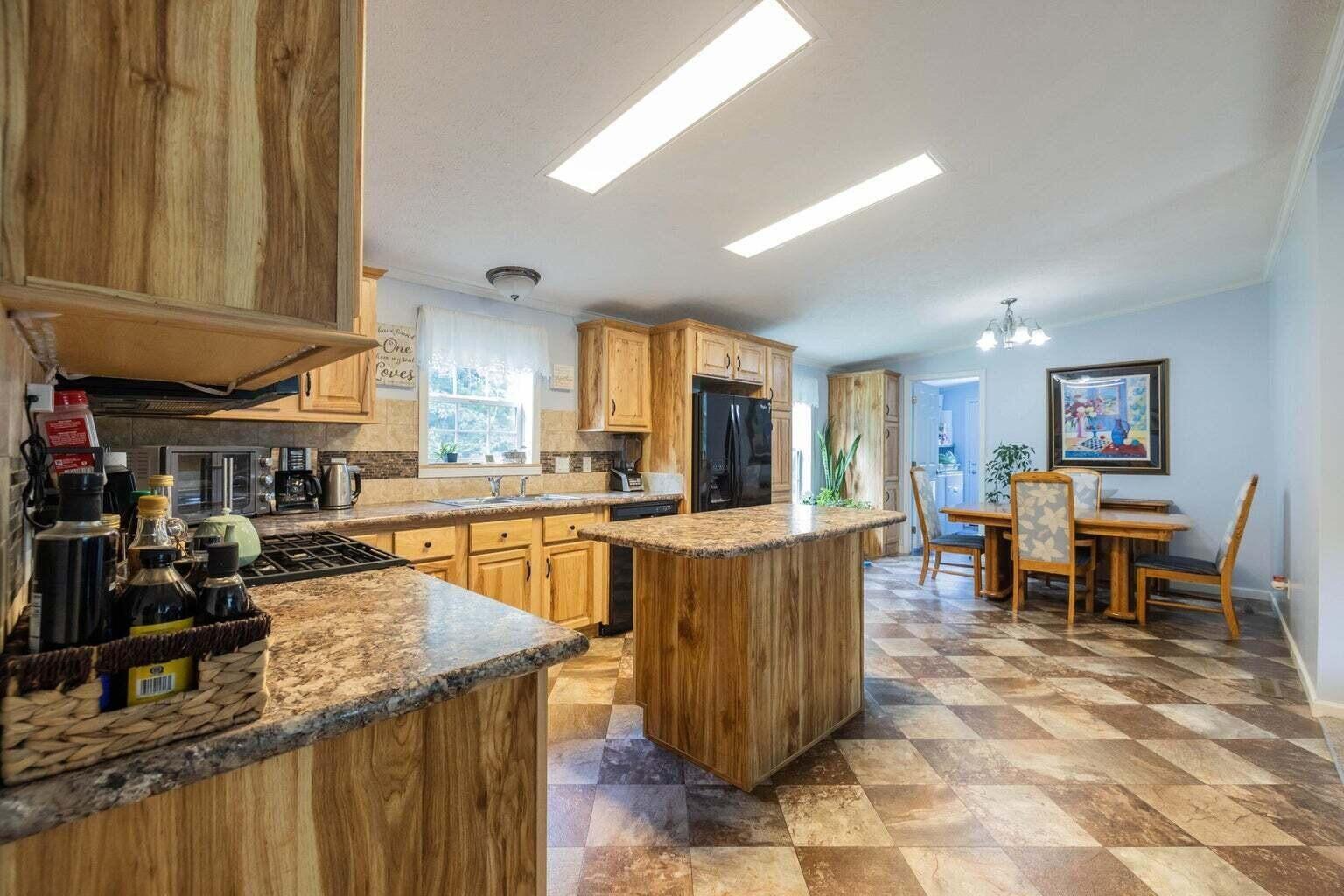 5 Commodore Drive Sanford, ME 04073 - Photo 12 of 42 12