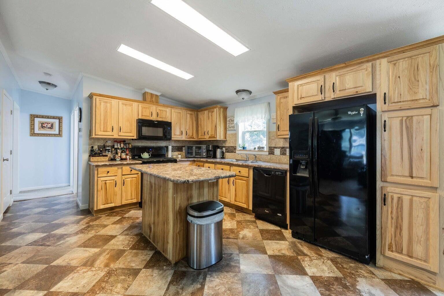 5 Commodore Drive Sanford, ME 04073 - Photo 17 of 42 17