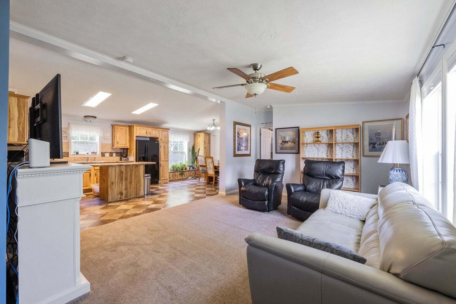 5 Commodore Drive Sanford, ME 04073 - Photo 9 of 42 9