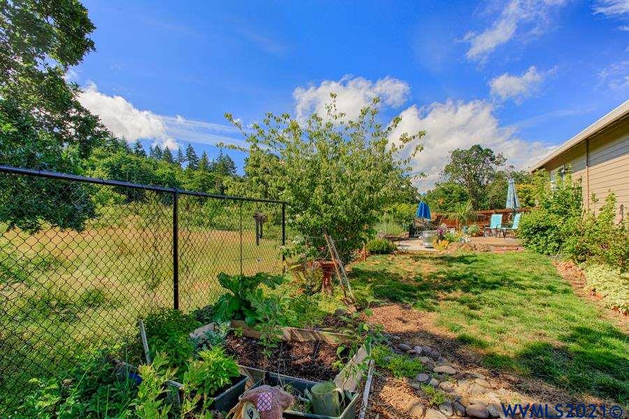 5700 Delaney Road Southeast Turner, OR 97392 - Photo 12 of 32