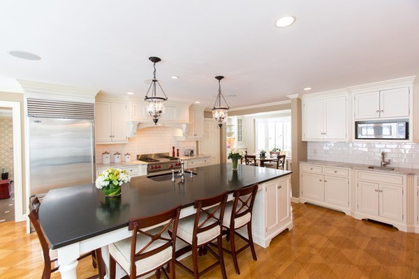 73 Bristol Road Wellesley, MA 02481 - Photo 7 of 25