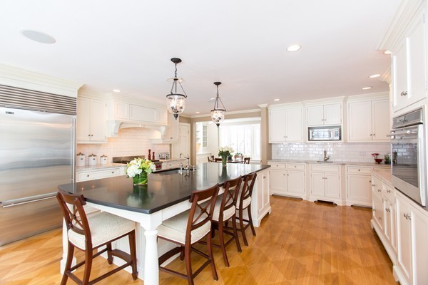 73 Bristol Road Wellesley, MA 02481 - Photo 8 of 25