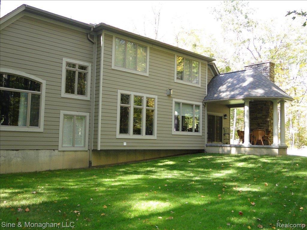 8299 Morrow Road Algonac, MI 48001 - Photo 17 of 20 14 rear of home