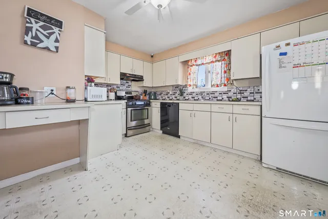 $299,900 | 1674 Byam Road, Cheshire, CT 06410