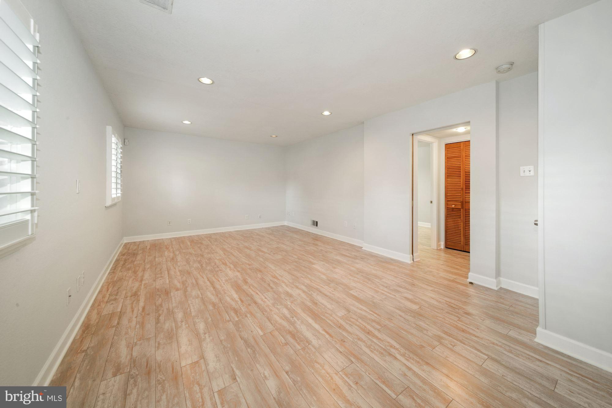 13124 Fernedge Road Silver Spring, MD 20906 - Photo 20 of 31 Lower level Living Room.