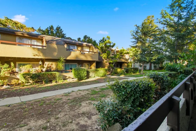 $590,000 | 305 Tradewinds Drive, Unit 5, San Jose, CA 95123