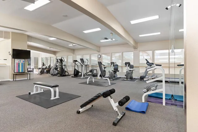 $590,000 | 305 Tradewinds Drive, Unit 5, San Jose, CA 95123