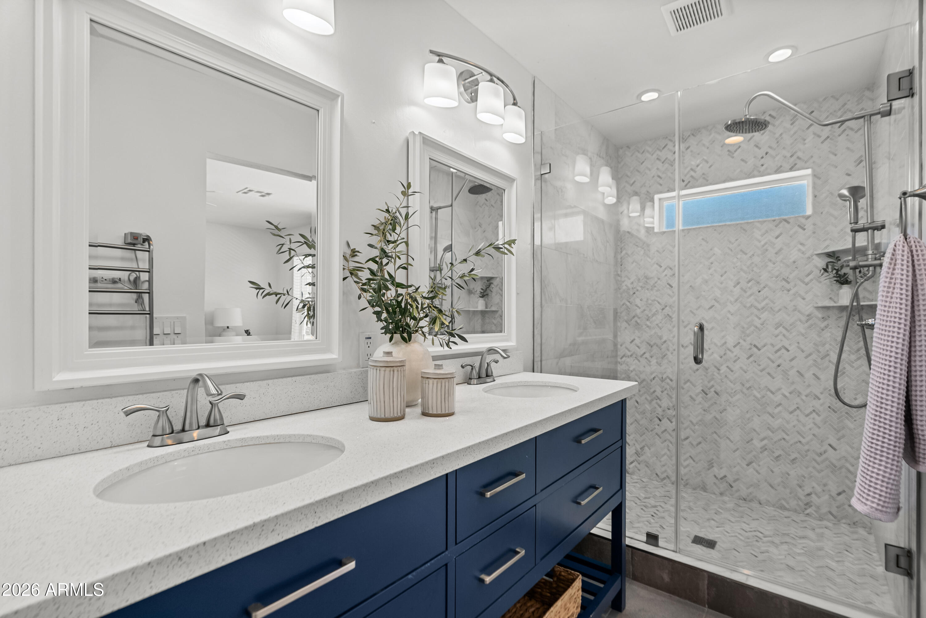 4724 North 36th Street Phoenix, AZ 85018 - Photo 27 of 34 07-DSC07206