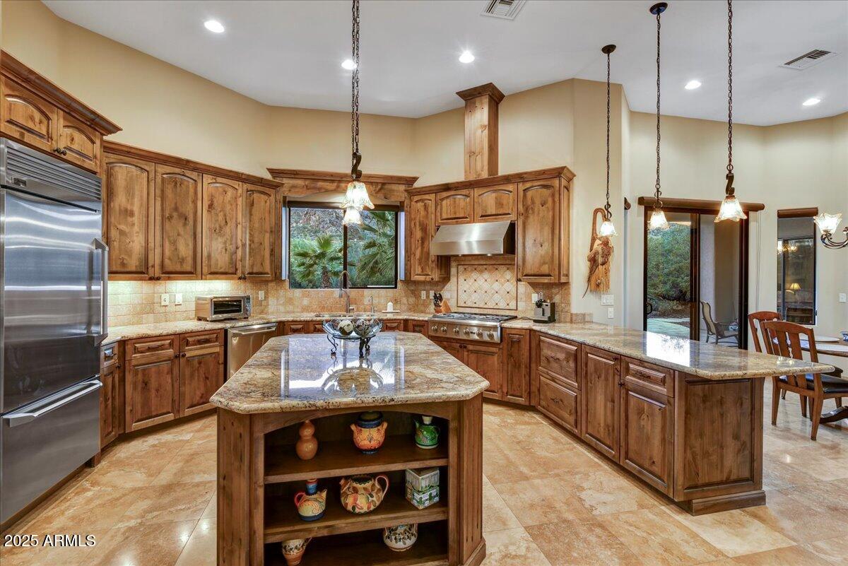 37021 Lazy Burro Road Carefree, AZ 85377 - Photo 22 of 46 19-Kitchen