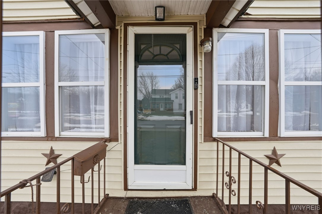 43 Walnut Street Persia, NY 14070 - Photo 3 of 38