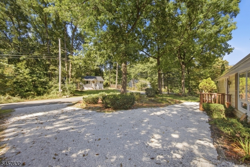 508 Muscoda Road Vernon, NJ 07422 - Photo 3 of 50 Gallery Image 3