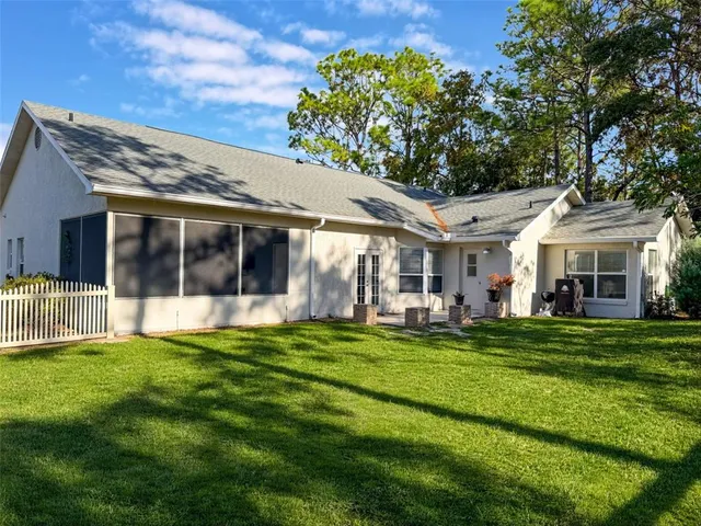 $360,000 | 11 Maidenbush Court East, Homosassa, FL 34446