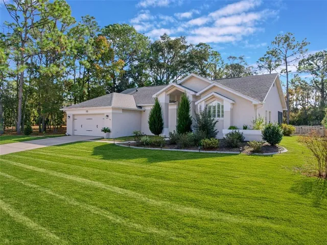 $360,000 | 11 Maidenbush Court East, Homosassa, FL 34446