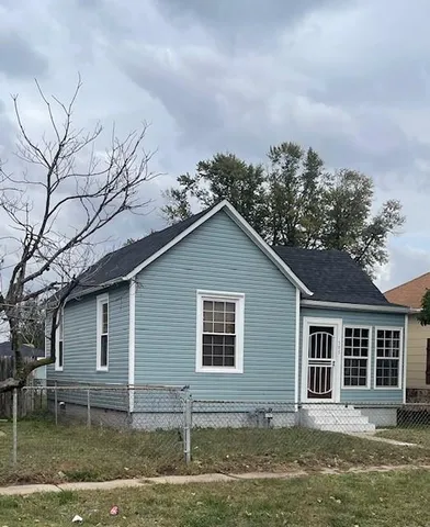 $129,900 | 505 Virginia Street, St. Joseph, MO 64504