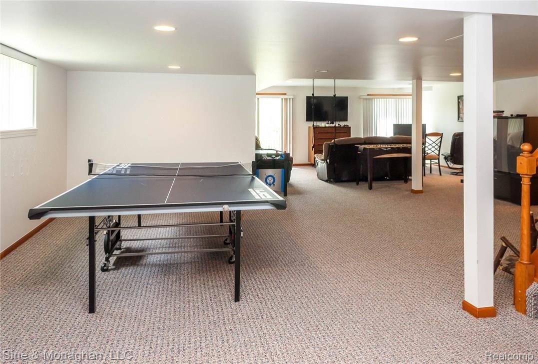 772 Augusta Court Rochester, MI 48309 - Photo 31 of 48 20170518_123803.jpg