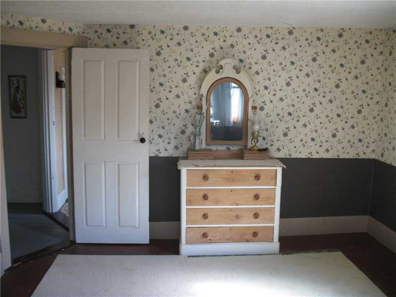 18 Middle Road Dresden, ME 04342 - Photo 18 of 26 Bedroom.