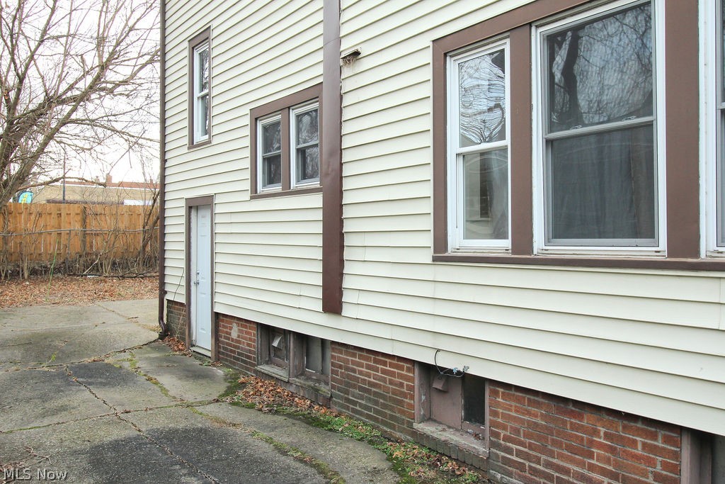 973 Berwin Street Akron, OH 44310 - Photo 4 of 7 Gallery Image 4
