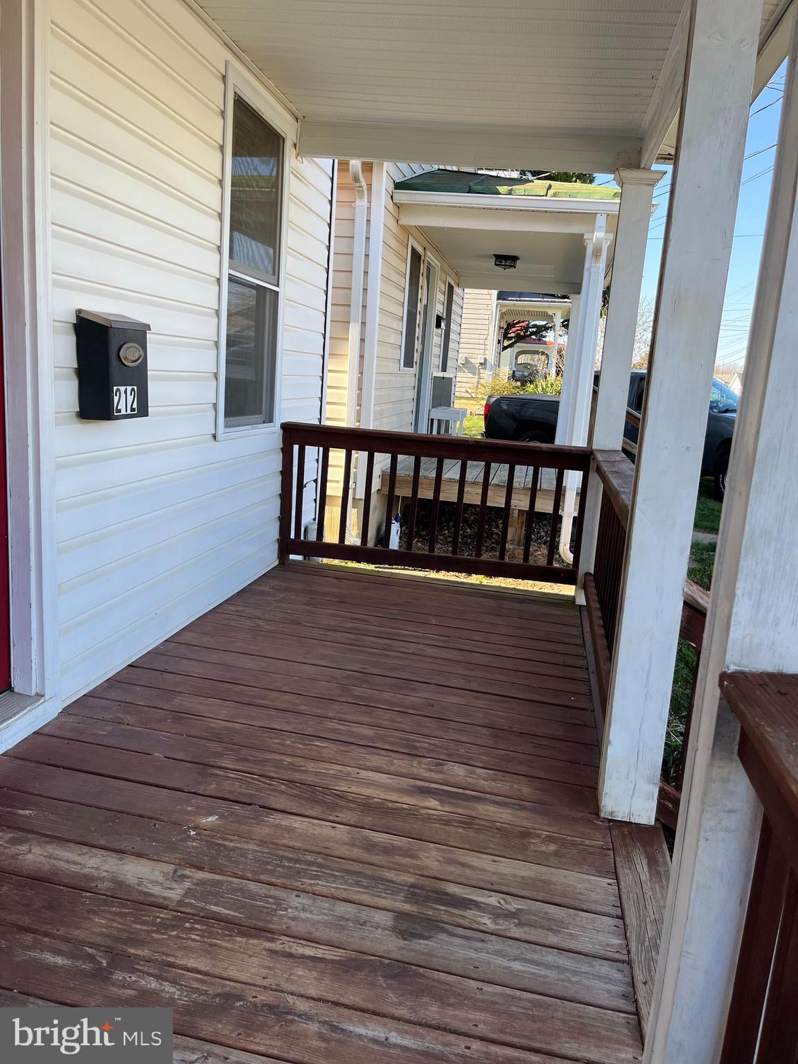 212 South George Street Ranson, WV 25438 - Photo 2 of 10