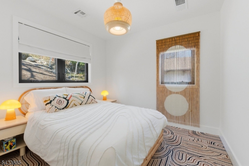 38 Ithanell Road Hopatcong, NJ 07843 - Photo 21 of 31