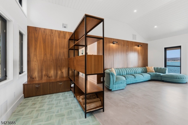 38 Ithanell Road Hopatcong, NJ 07843 - Photo 5 of 31