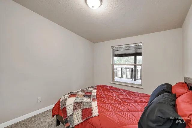 $585,000 | 300 Cabarton Road, Cascade, ID 83611