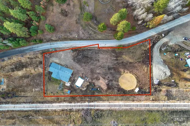 $585,000 | 300 Cabarton Road, Cascade, ID 83611