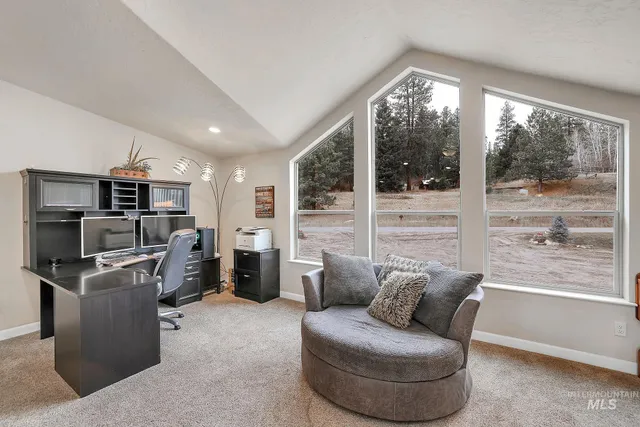 $585,000 | 300 Cabarton Road, Cascade, ID 83611