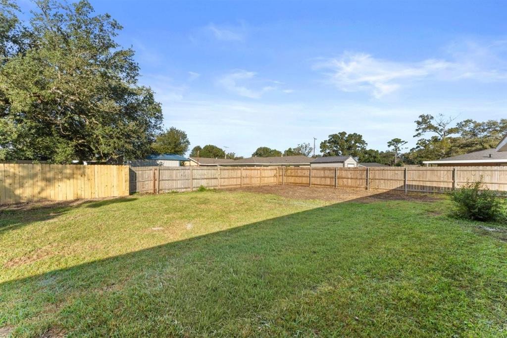 230 Crestwood Street Lake Charles, LA 70605 - Photo 21 of 23