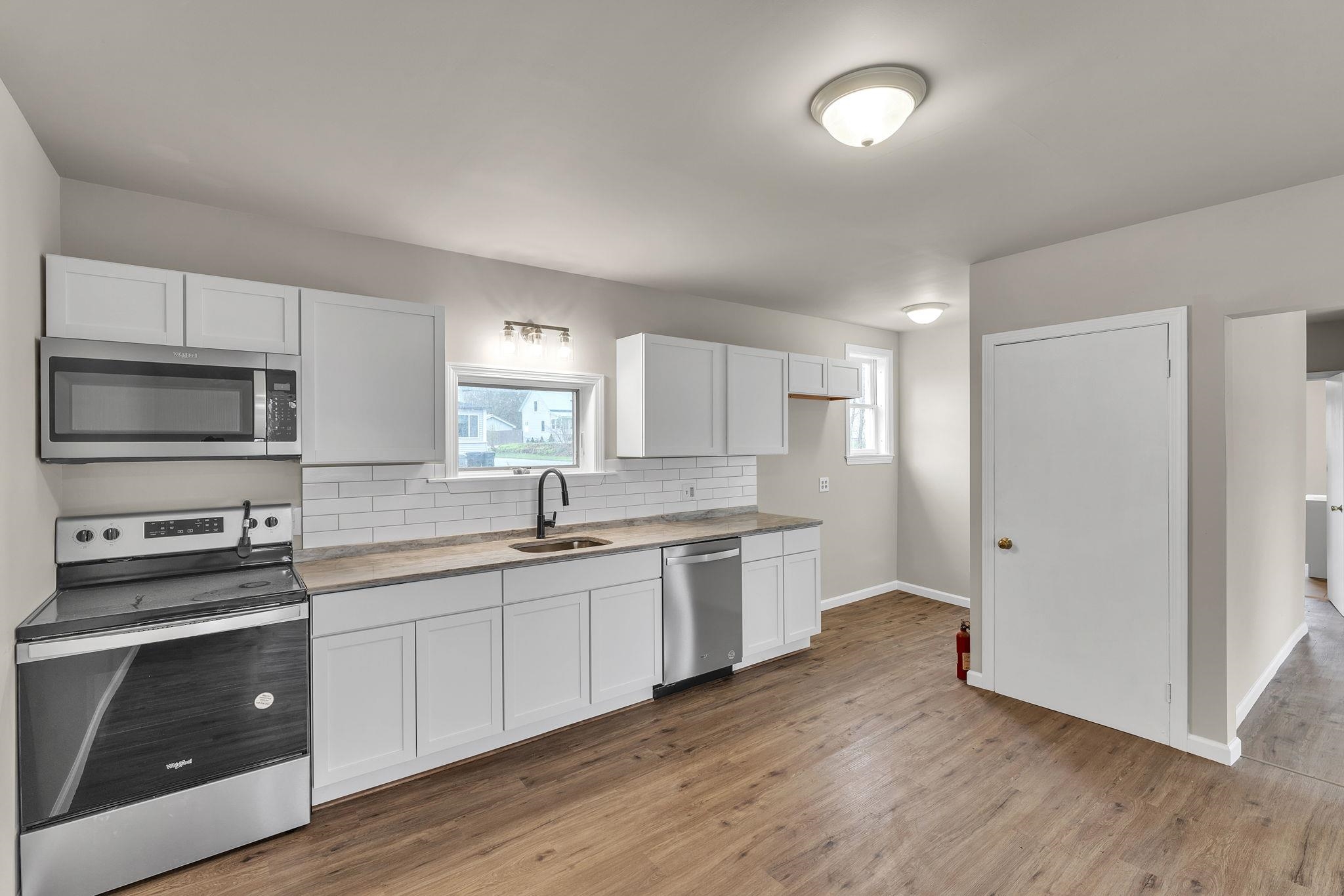 4 South Street Orleans, VT 05860 - Photo 5 of 15
