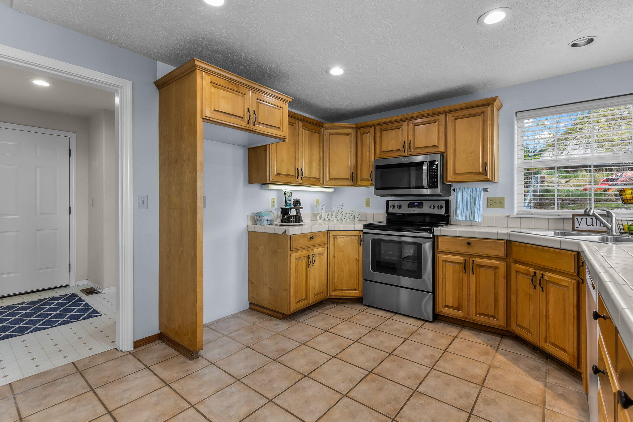 3249 Northeast Yellowpine Road Prineville, OR 97754 - Photo 15 of 56 2026_04_27_3249_ne_yellowpine_road_pv-25