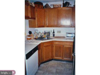 5019 Dunbarton Road Mount Laurel, NJ 08054 - Photo 3 of 5 Gallery Image 3