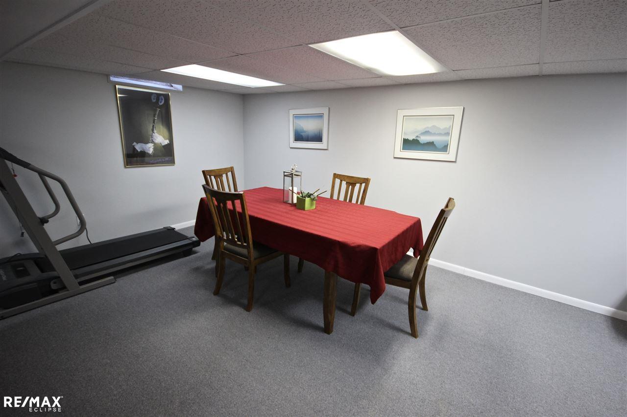 30053 Hayes Road Warren, MI 48088 - Photo 20 of 32 31289722-19.JPG